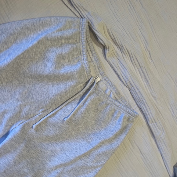 Gray Hoodie and Sweatpants Set - Picture 4 of 5